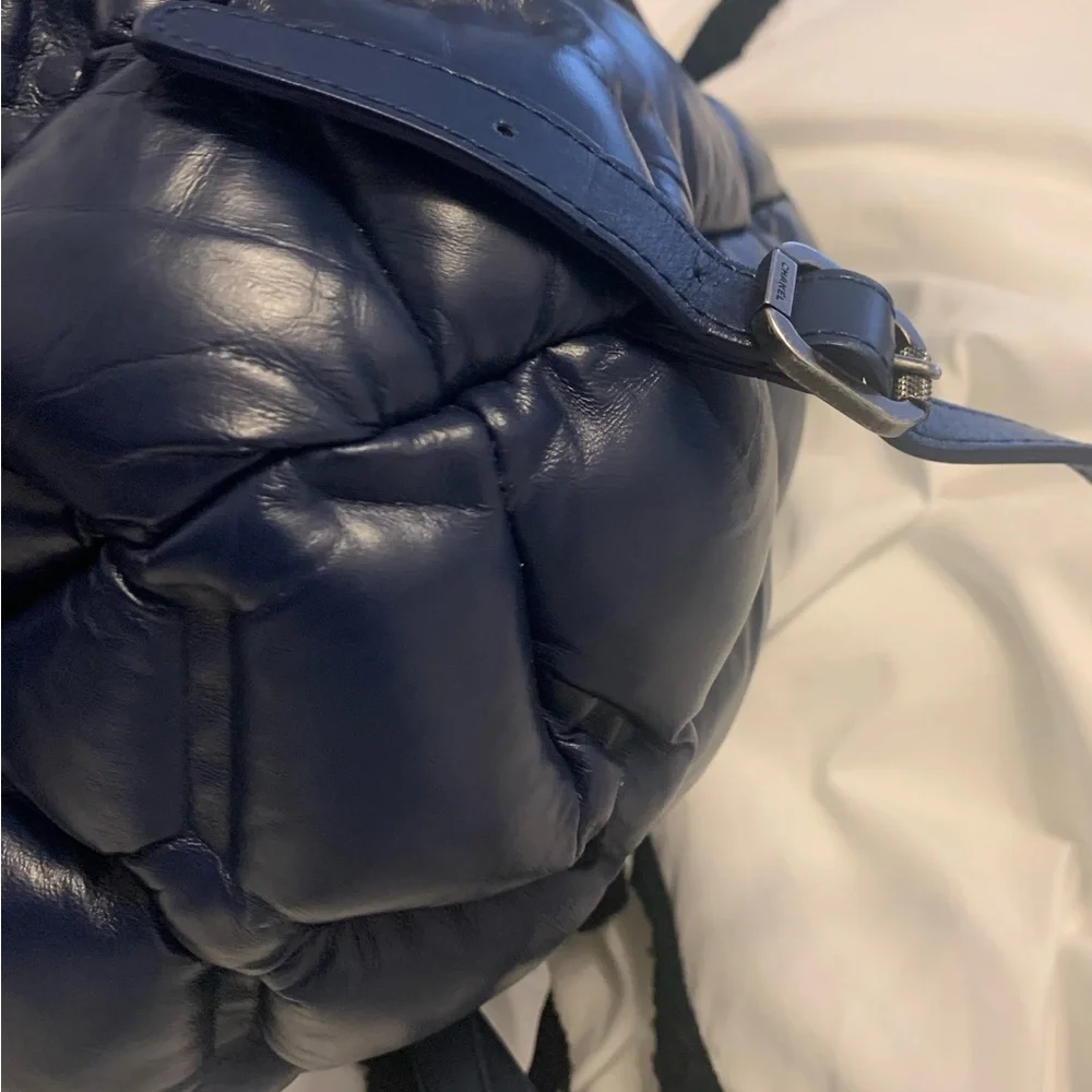 Chanel Chesterfield backpack                                 Excellent condition - Picture 6 of 16